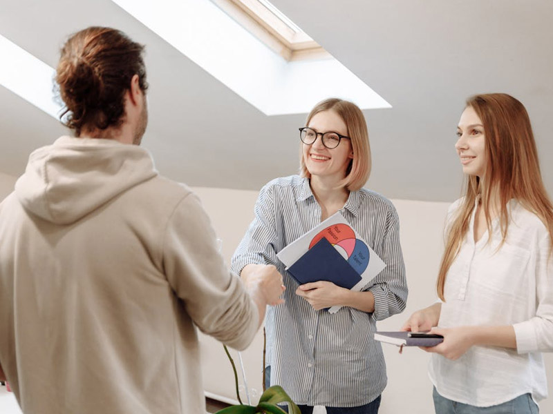 how-is-a-student-loan-different-from-a-scholarship