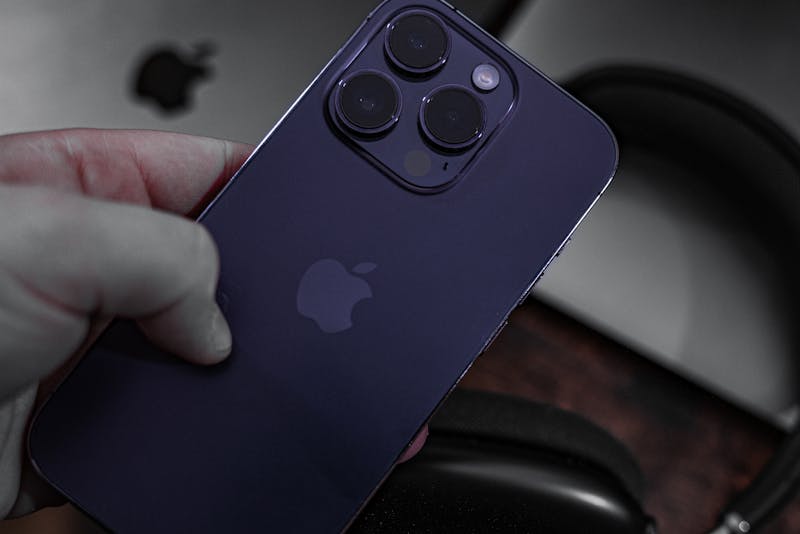 free-government-iphone-14-pro-max