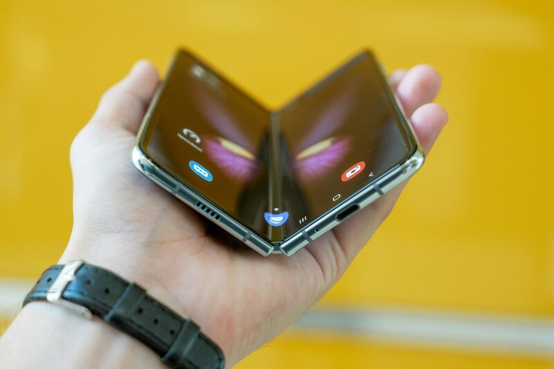 how-to-get-a-free-samsung-galaxy-z-fold