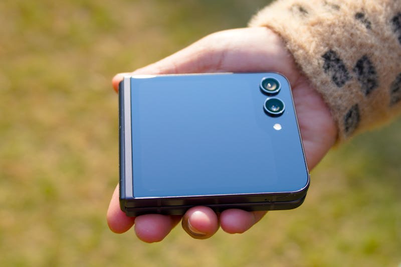 free-galaxy-z-flip-government-phone