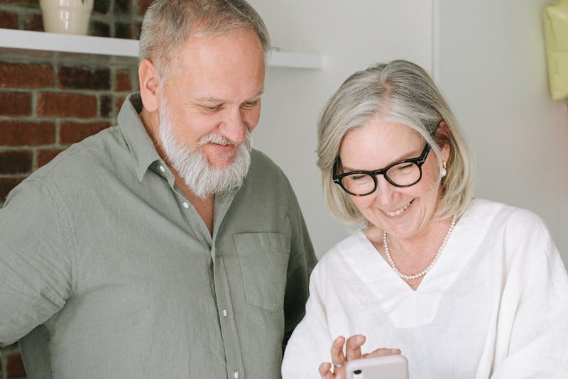 free-iphone-for-seniors