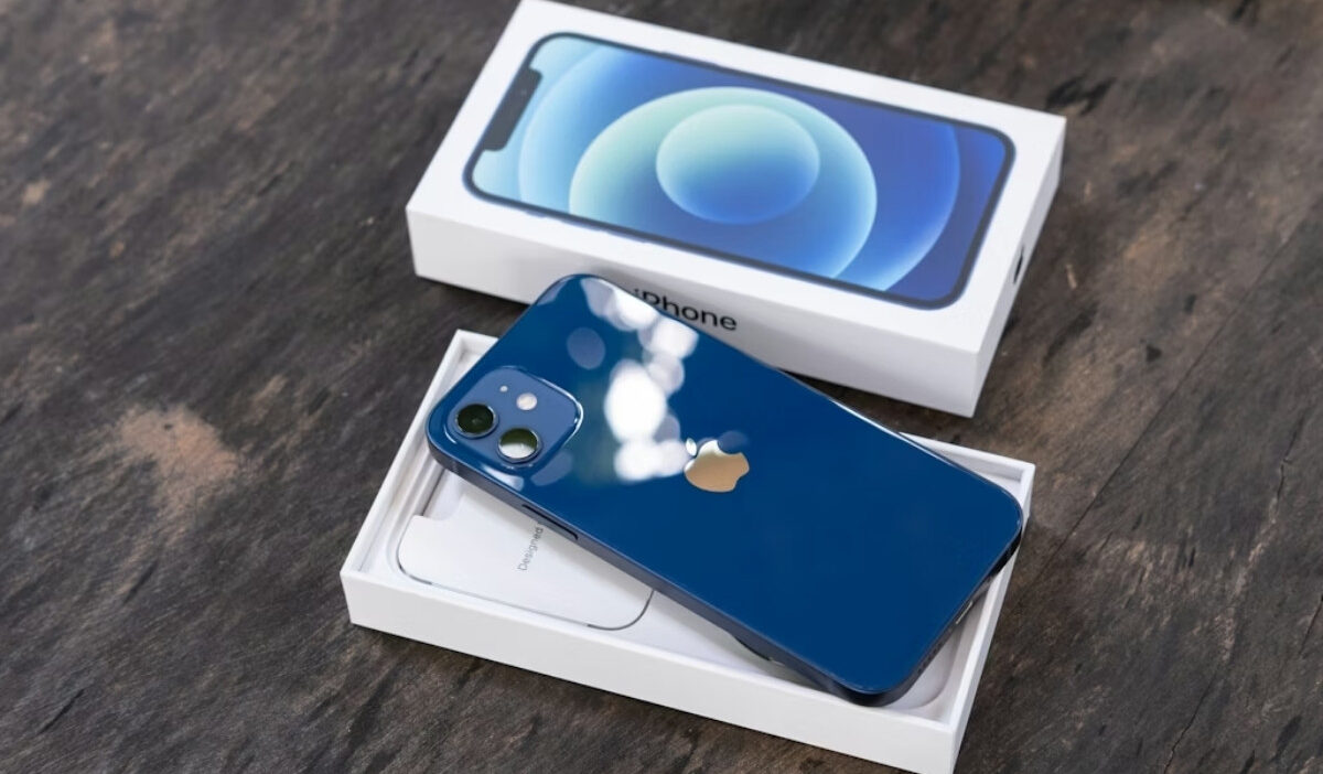 Discover how to get a free iPhone 12 in 2026 with legit methods.