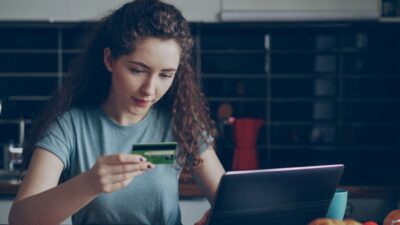 can-you-pay-student-loans-with-a-credit-card