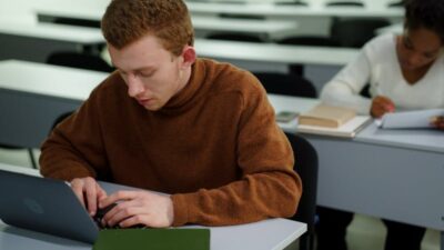 how-to-make-money-as-a-college-student