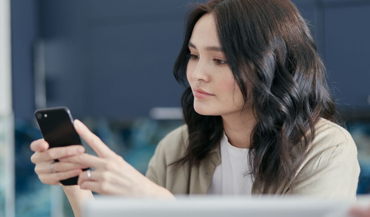 how-to-schedule-a-text-on-iphone