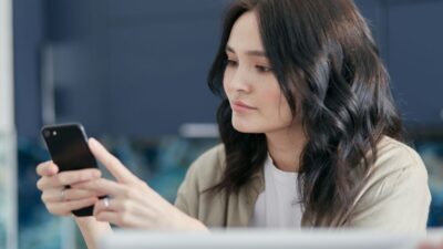 how-to-schedule-a-text-on-iphone