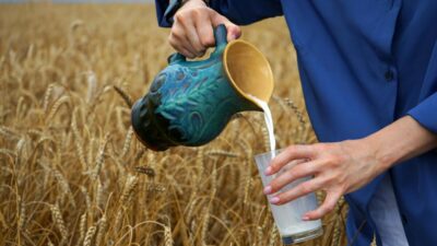 is-oat-milk-gluten-free
