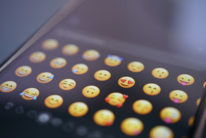 how-to-delete-stickers-on-iphone-guide