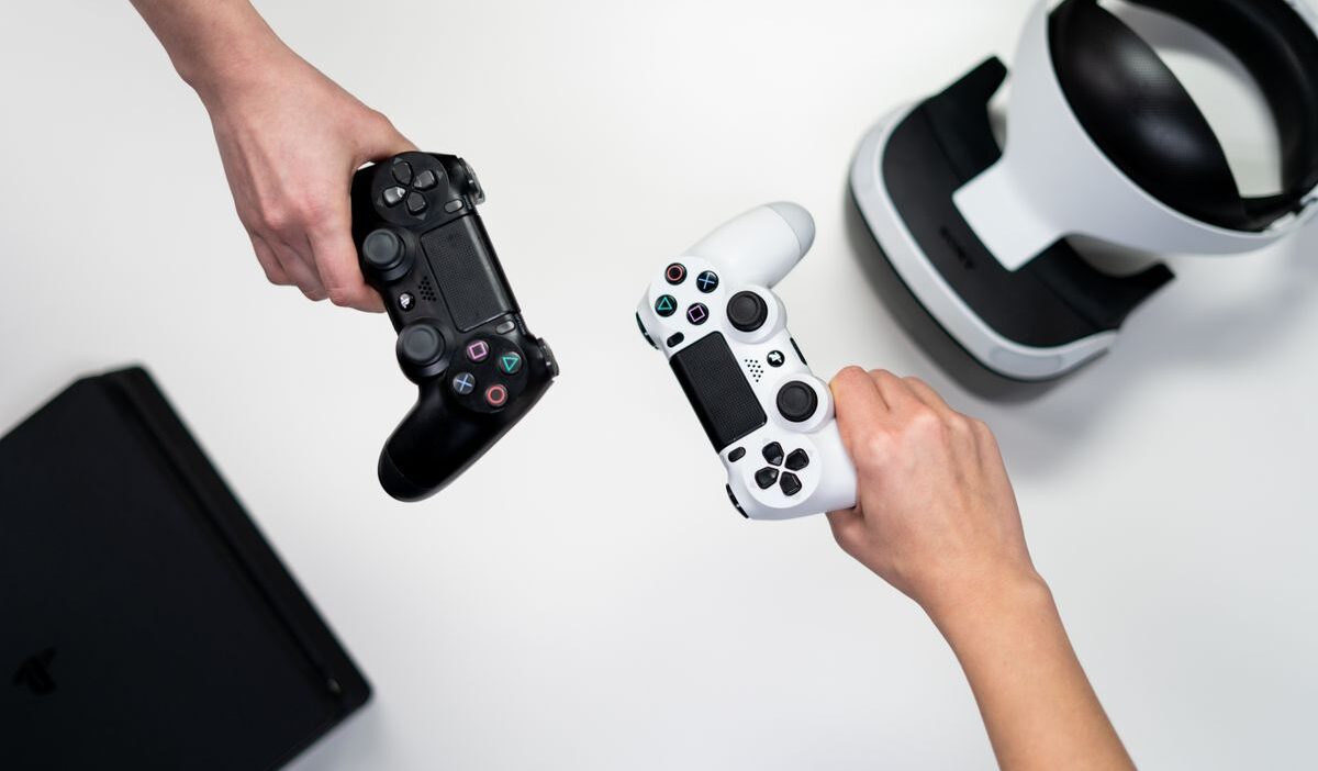 how-to-connect-ps5-controller-to-iphone