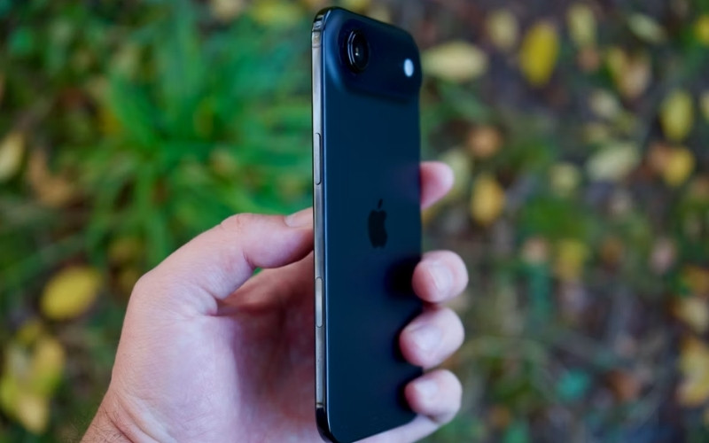 How to delete a wallpaper on iPhone from the Lock Screen settings