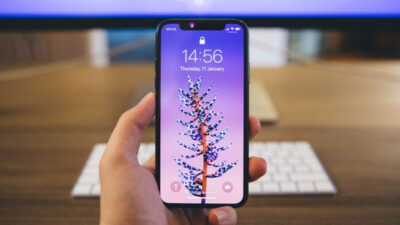 How to delete wallpaper on iPhone and remove unwanted lock screen backgrounds