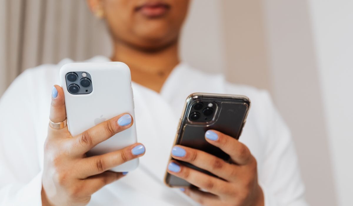 how-to-share-Wi-Fi-password-on-iPhone