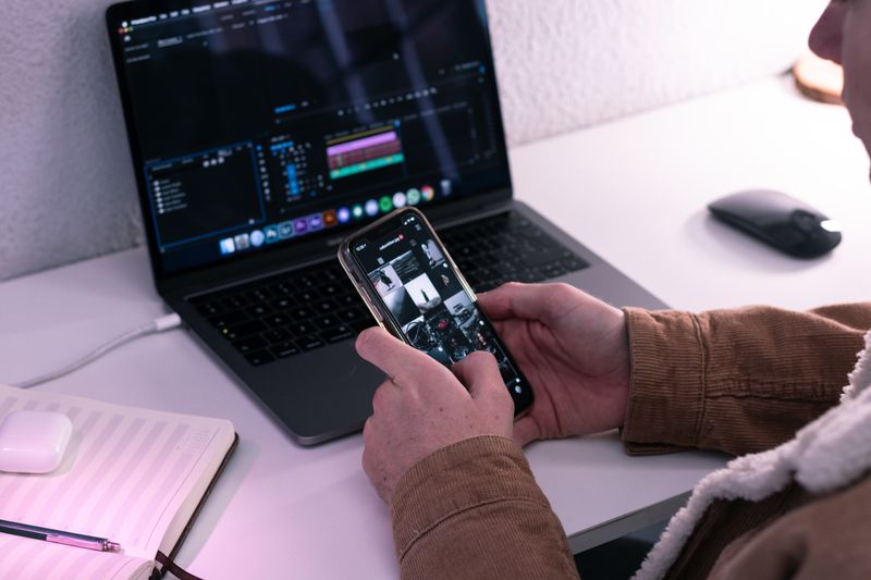 how-to-combine-videos-on-iphone-using-imovie