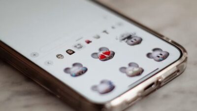 How to add sticker to photo on iPhone with options to create, edit, save, and share custom stickers