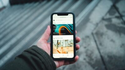 how to turn pop up blocker off on iphone with Safari and Chrome browser settings