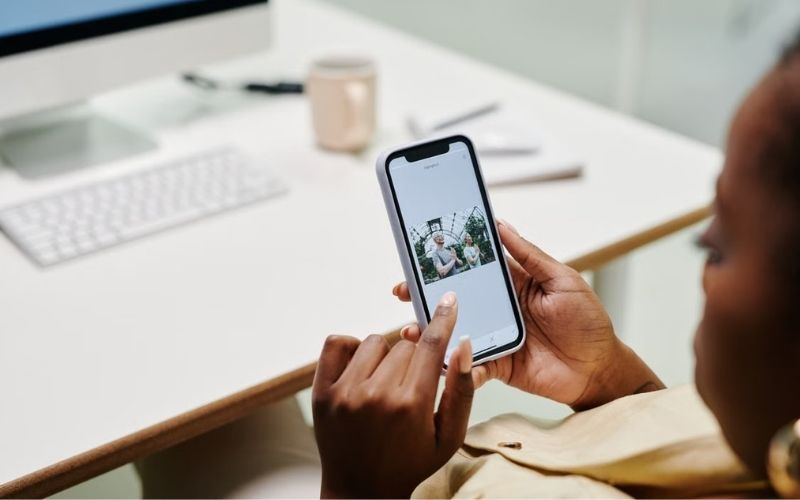 How to hide photos on iPhone and find them