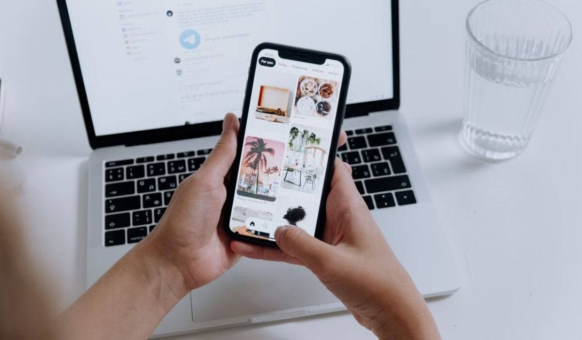 How to recover deleted photos from iPhone within 30 days or through synced photo libraries.